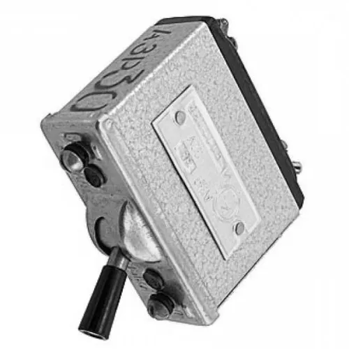 АЗР-30 автомат защиты фото 2